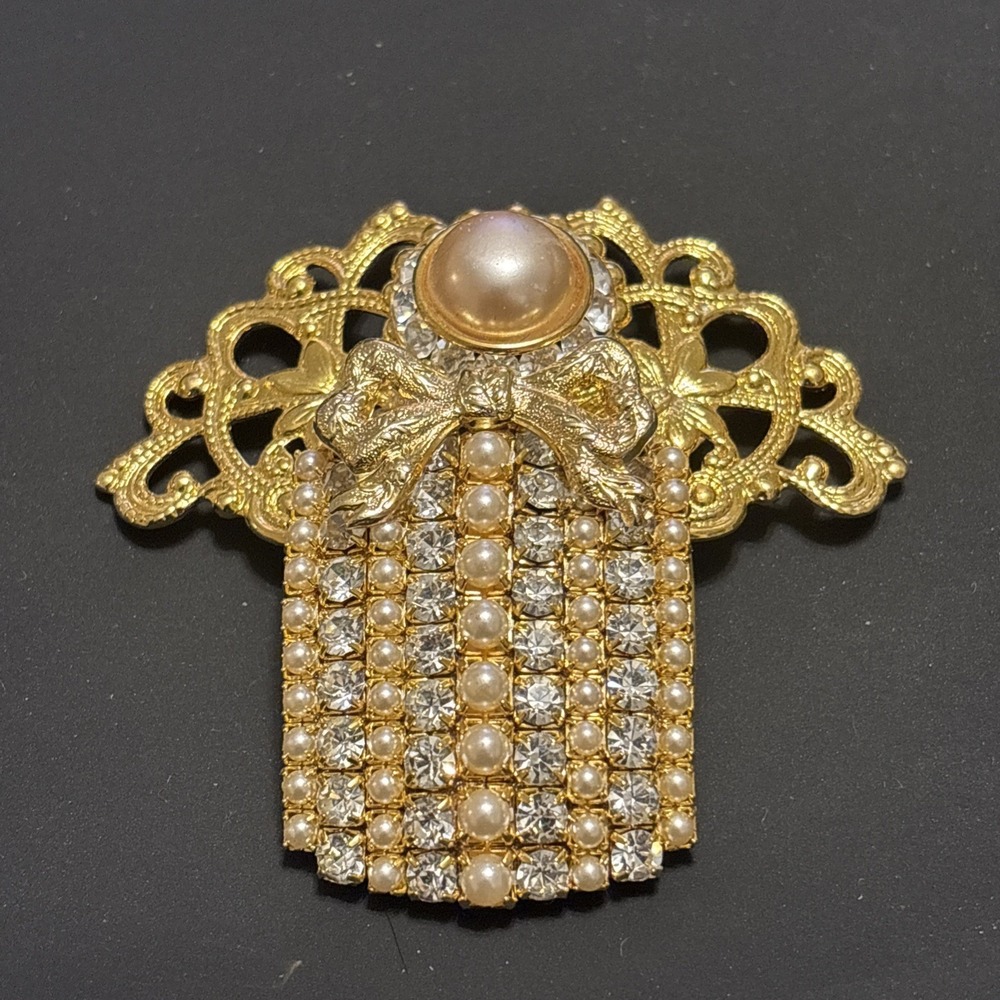 Jane Davis Signed AOL Angel of Love Brooch Pin Gold Tone Rhinestone Faux Pearl